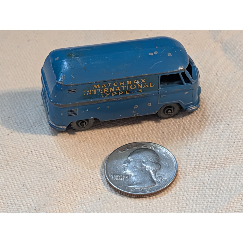 Lesney Matchbox No 34 Volkswagen Blue International Express Van England